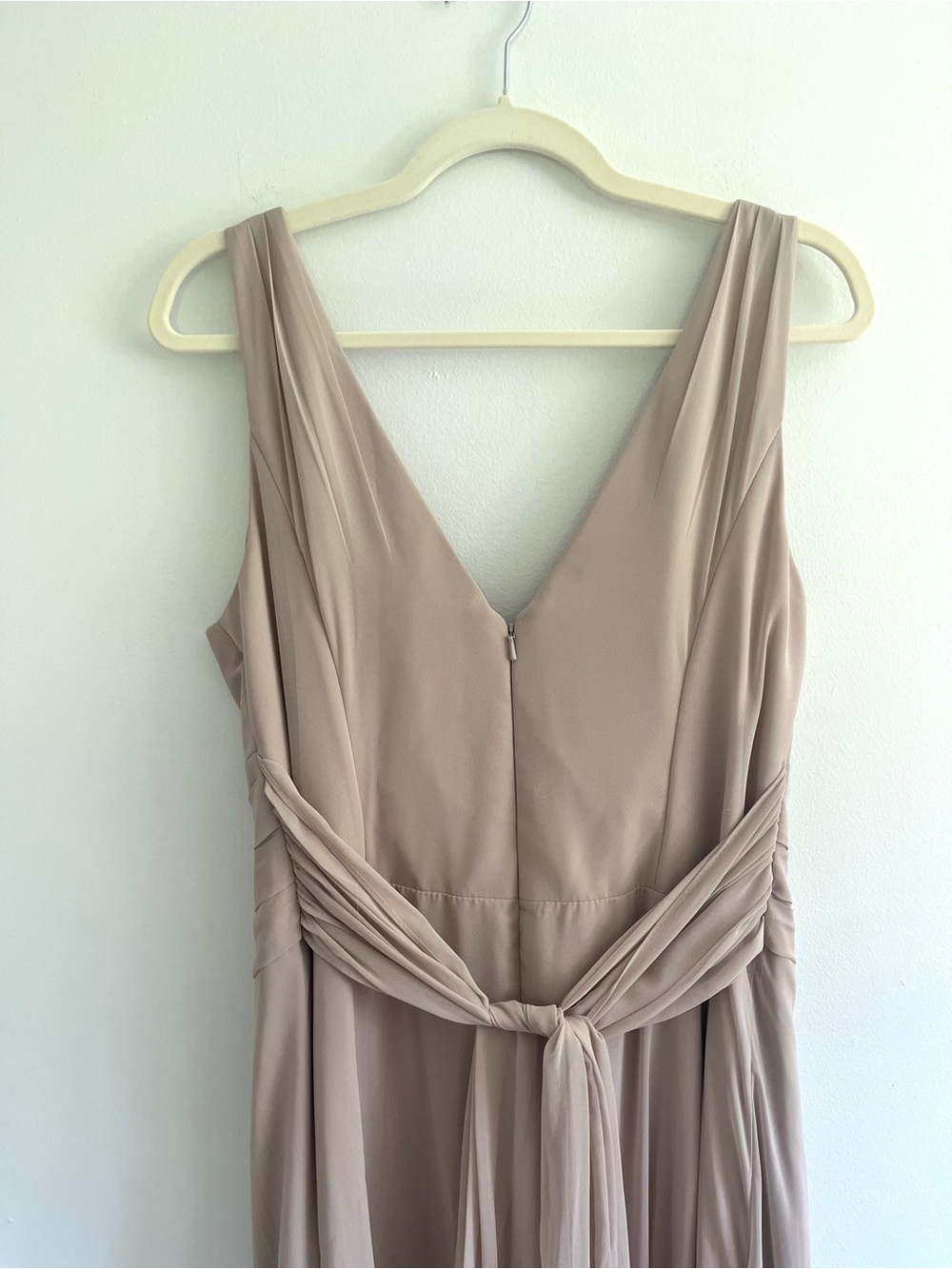 DB Studio Sleeveless V-Neck Chiffon Evening Gown Bridesmaid Wedding Dress 14 - Picture 6 of 12